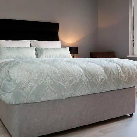 Mater Aparthotel Apartment